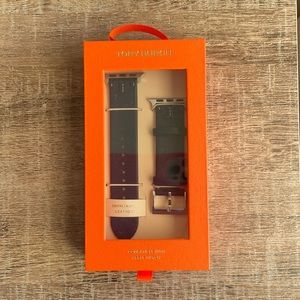 Tory Burch Leather iWatch Band (NWT)